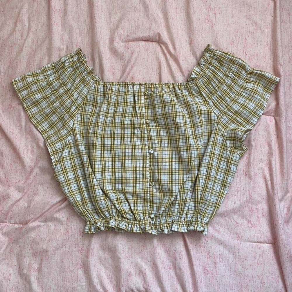 Yellow plaid shirt, cottagecore